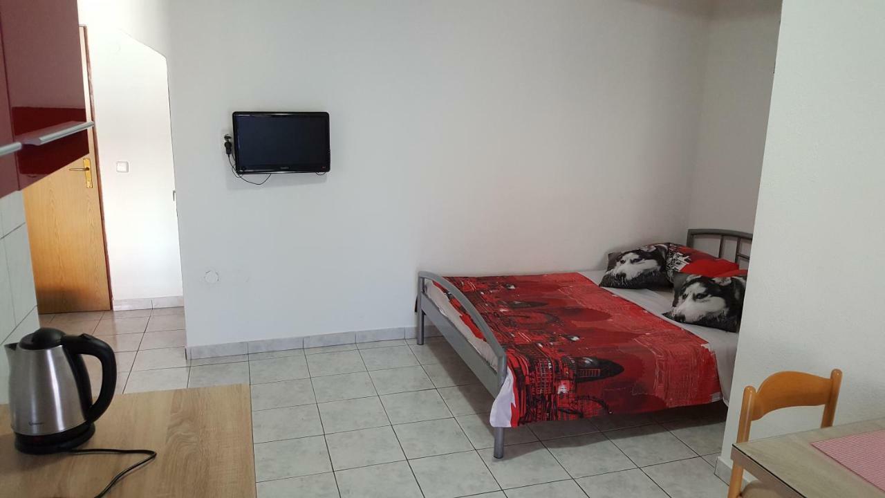 Apartman Luka Apartment Водице Екстериор снимка